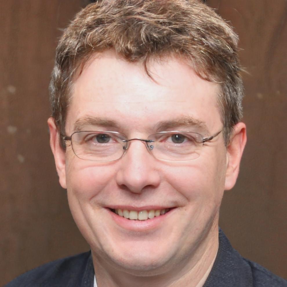 Ritratto di Marco Benedetti, esperto di makeup artistico